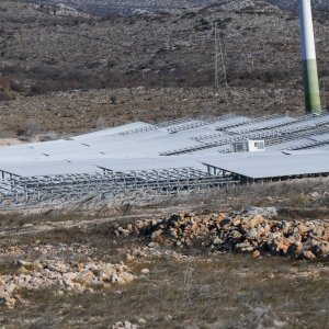 Zaton Obrovački: Bura uništila jednu od najvećih solarnih elektrana u Hrvatskoj