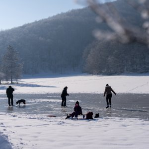 Klizalište u Otočcu