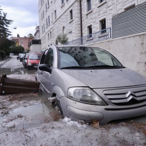 Obilna kiša i tuča poplavili dijelove Splita