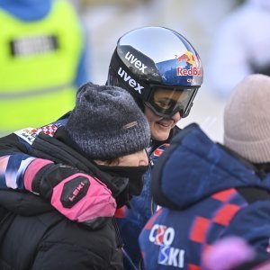 Zrinka Ljutić s bakom i djedom