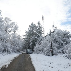 Biralište u Željeznom Žumberačkom