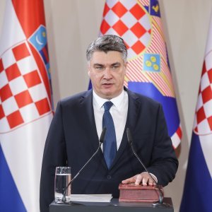 Prvi mandat Zorana Milanovića - inauguracija na Pantovčaku