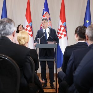 Prvi mandat Zorana Milanovića - inauguracija na Pantovčaku