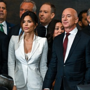 Mark Zuckerberg, Lauren Sanchez, Jeff Bezos