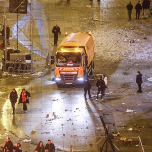 Ubrzo nakon završetka dočeka počelo je čišćenje trga