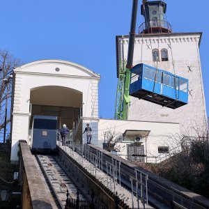 "Leteća" kabina Uspinjače pobudila pozornost prolaznika