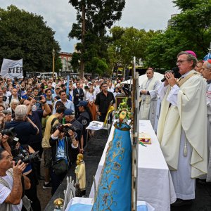 Vjernici diljem svijeta mole za Papu