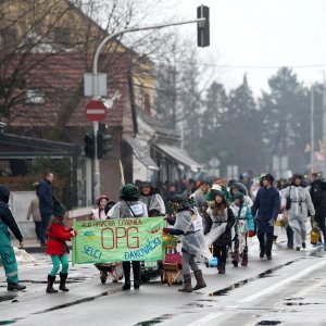 Velika Gorica: Velika fašnička povorka u sklopu 109. Turopoljskog fašnika