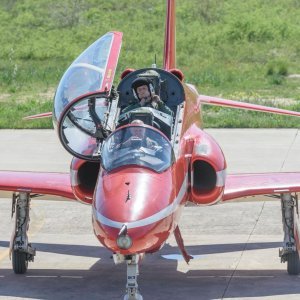 Akrobatska grupa Red Arrows u posjetu Krilima Oluje u Zemuniku