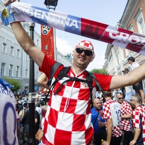 Navijači u gradu prije utakmice Hrvatska - Argentina