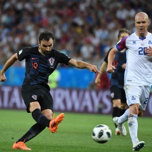 Br. 19 - Milan Badelj / veznjak