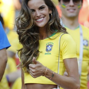 Izabel Goulart