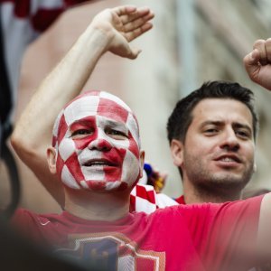 Navijači u Nižnji Novgorodu prije utakmice s Danskom