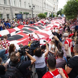 Navijači u Nižnji Novgorodu prije utakmice s Danskom