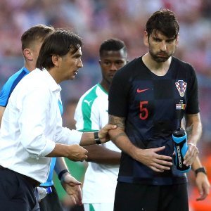 Br. 5 - Vedran Ćorluka / branič