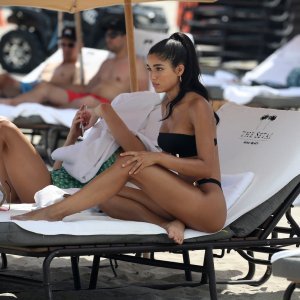 Bivša djevojka Justina Biebera, Yovanna Ventura, mami poglede na plaži