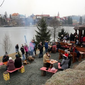 Tradicionalni doček Nove godine u Fužinama u podne