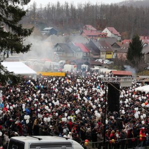 Tradicionalni doček Nove godine u Fužinama u podne