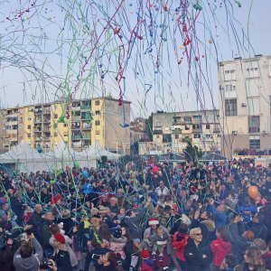 Puljani uz Gustafe dočekali Novu godinu u podne