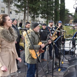 Puljani uz Gustafe dočekali Novu godinu u podne