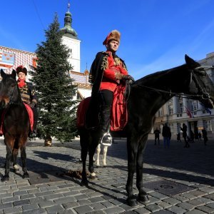 Novogodišnja smjena straže vojno povijesne postrojbe Počasne satnije Kravat pukovnije