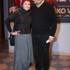 Jakov Sedlar, Almira Osmanović