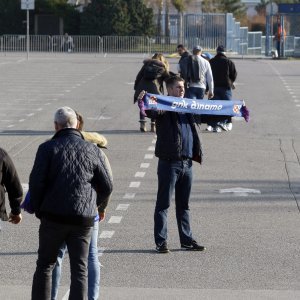 Dolazak navijača na utakmicu Dinamo - Viktoria Plzen