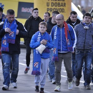 Dolazak navijača na utakmicu Dinamo - Viktoria Plzen