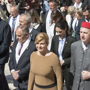 Predsjednica Kolinda Grabar Kitarović u procesiji sv. Dujma u Splitu