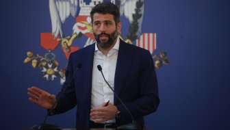 zbog sigurnosti