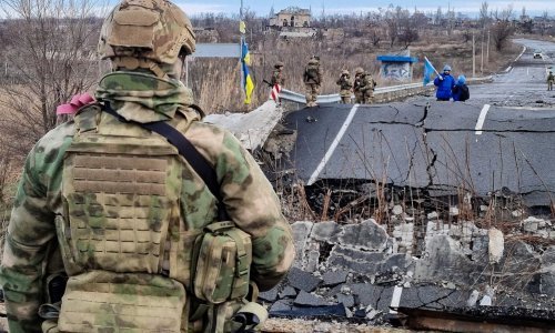 Uništeni most u Ukrajini - ilustracija