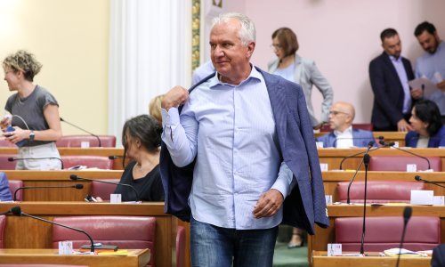 Bivši ministar zdravstva o spornoj nabavi aparata: 'Sve je u skladu sa zakonom'