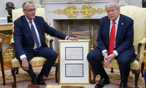 Merz nije došao praznih ruku: Evo što je donio Trumpu