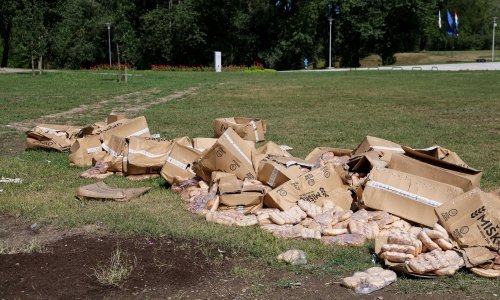 Šest dana nakon Thompsonova koncerta sendviči od osam eura razbacani po Bundeku