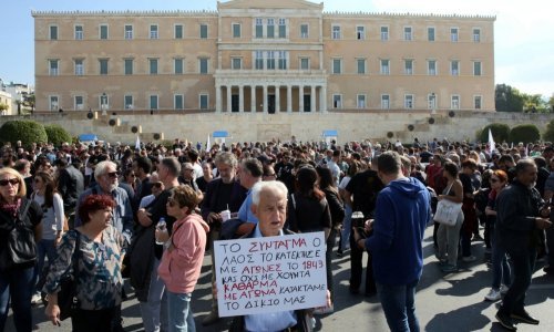 Grčka usvojila zakon zbog kojeg su mnogi prosvjedovali: Mogu očekivati i do 13 sati dnevnog rada