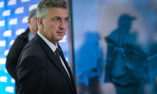 Plenković žestoko po Možemo!: 'Budi frajer Tomislave, pa zabrani sve!'