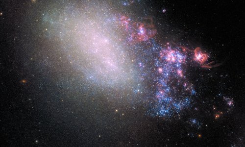 Hubble Pokusava Otkriti Sto Je Nastalo Prije Supermasivne Crne Rupe Ili Galaksije Tportal