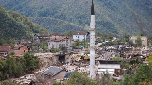 Poplavljena mjesta u BiH pod upozorenjem na nove poplave