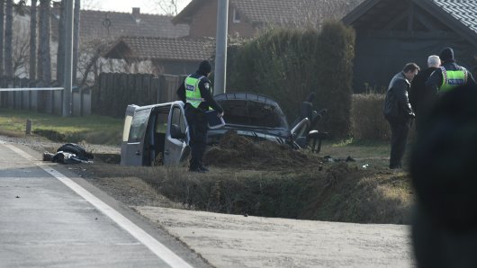 Kombi sletio s ceste kod Pitomače: Pet osoba u bolnici, dvije teško ozlijeđene