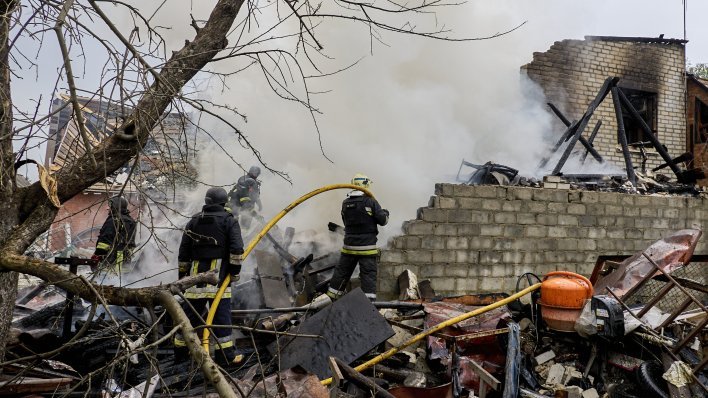 Masovno granatiranje: Pogođene ukrajinske termoelektrane, ali i ruske rafinerije