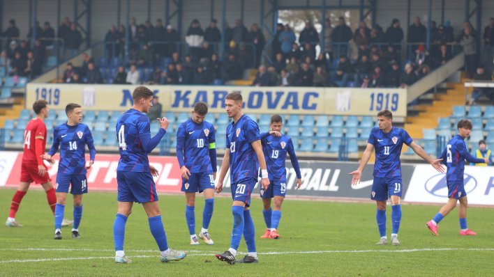 Pogledajte debakl U-19 Hrvatske protiv Srbije u Karlovcu