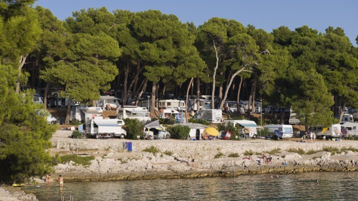 Kraj drame oko mobilnih kućica – Vlada popustila, novi zakon donosi olakšanje kampovima