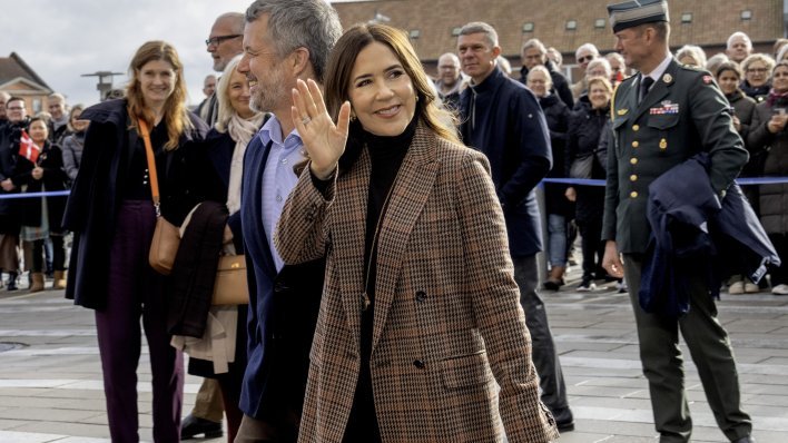 Ovo je najtraženiji komad jeseni: Nosi se uz sve, od traperica do haljina