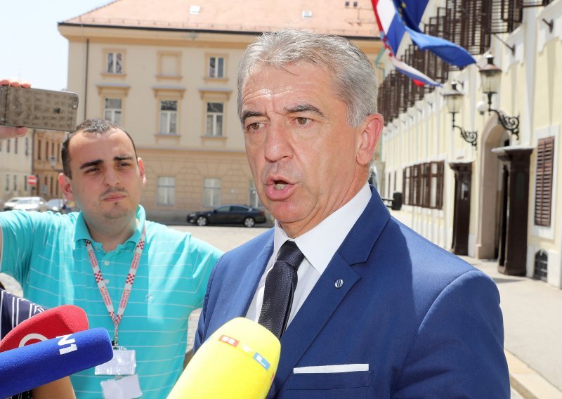 Milinović predložio novi proračun i pozvao Kustića da sazove Županijsku skupštinu