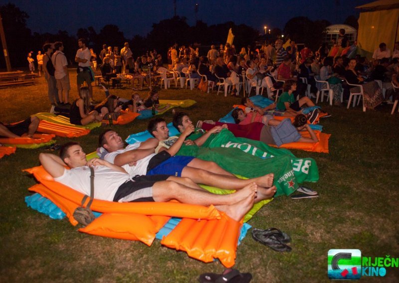 Počinje Riječno kino u Karlovcu