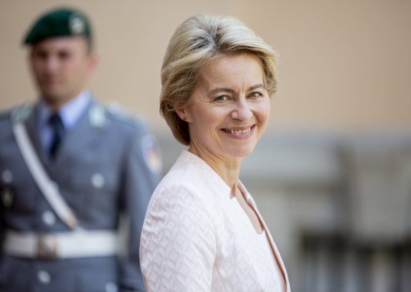 Von der Leyen: Brexit bez dogovora bi bio katastrofalan