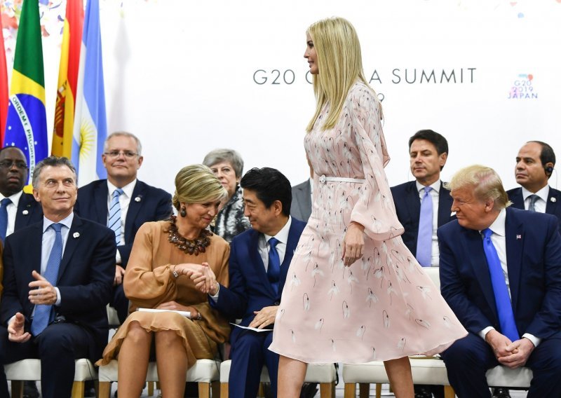 Kakve ambicije ima Ivanka Trump, koju ismijava američka javnost, i što ona ima s kakistokracijom?