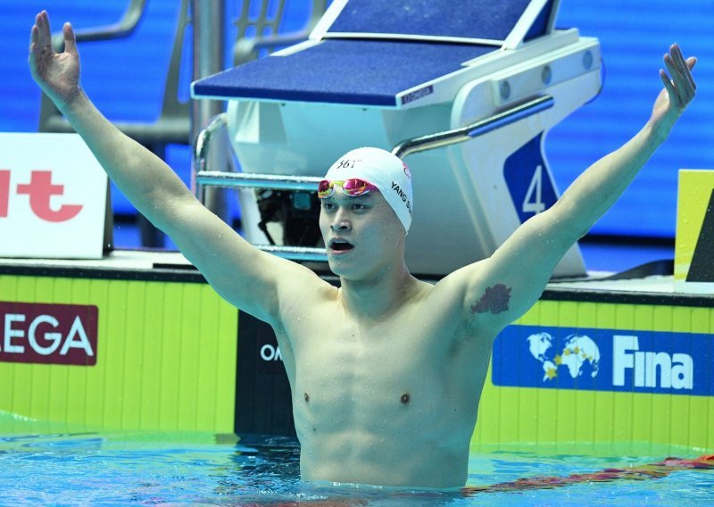 Novi ružan incident na plivačkom SP-u; kad on pobjeđuje nastaje kaos kod dodjele medalja