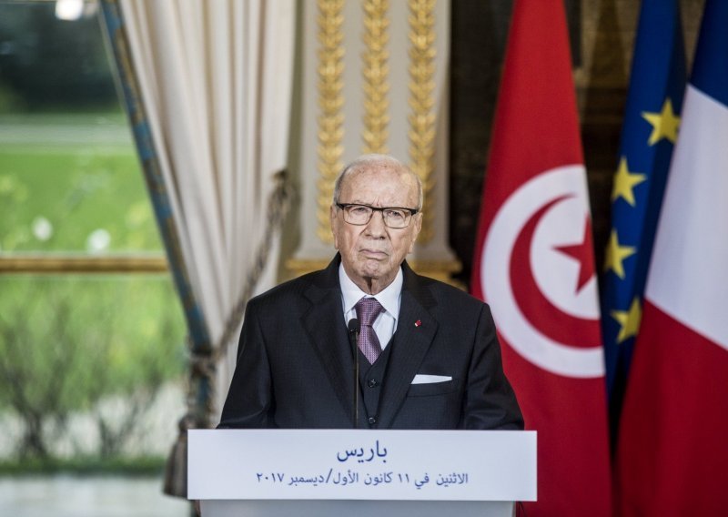 U Tunisu predano 98 kandidatura za predsjedničke izbore