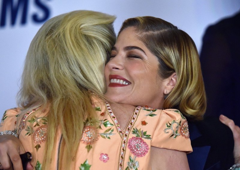 Selma Blair ne odustaje: Emotivnom objavom o svojoj borbi s multiplom sklerozom rasplakala sve